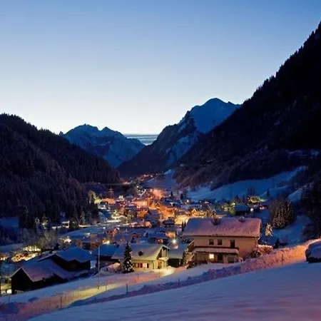 Guest house Georg Klosterle am Arlberg